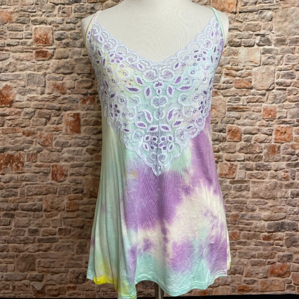 NWT Wide Lace Tie Dye Tank
